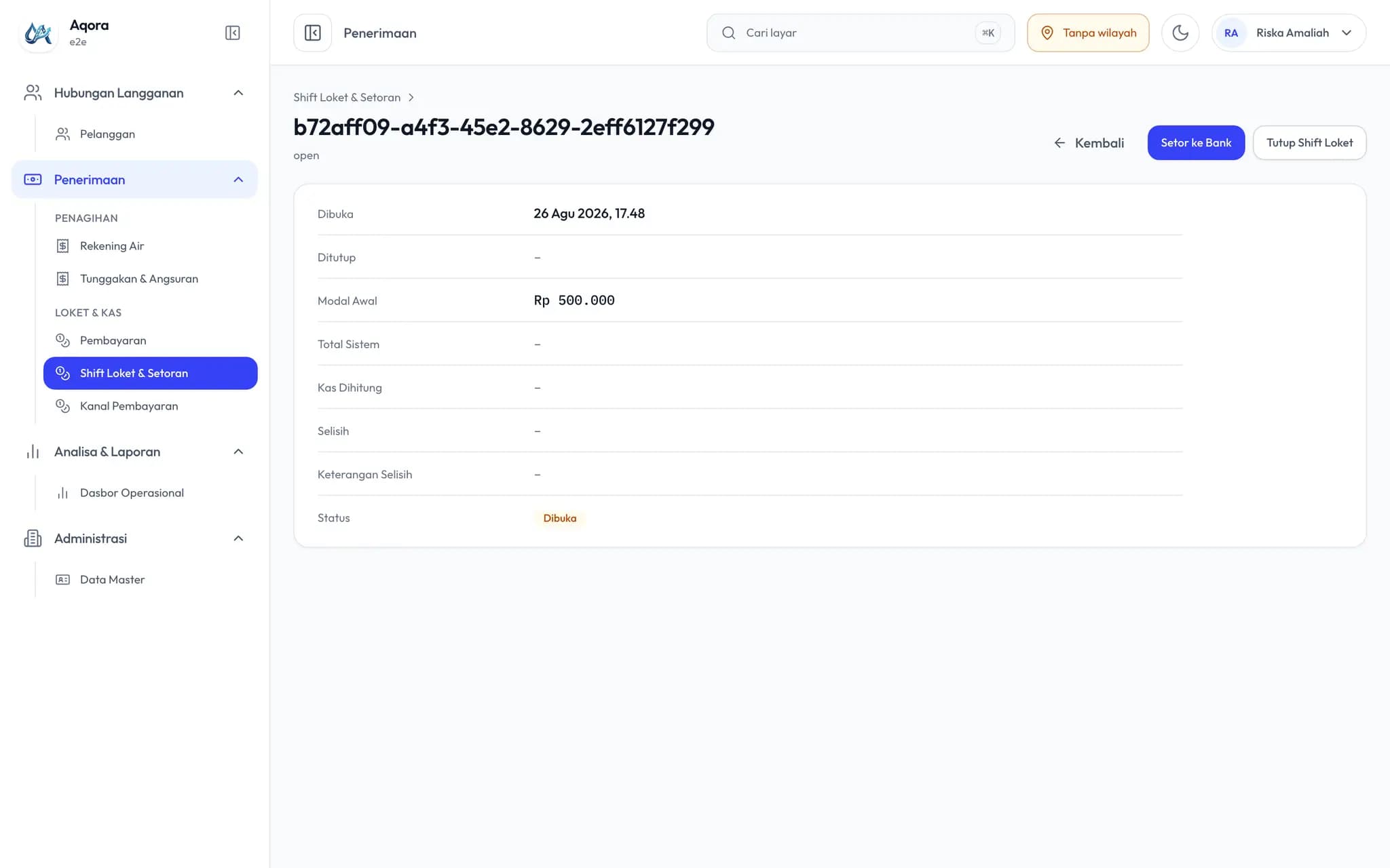 Rincian satu shift loket dengan uang modal, penerimaan, dan tombol tutup shift.